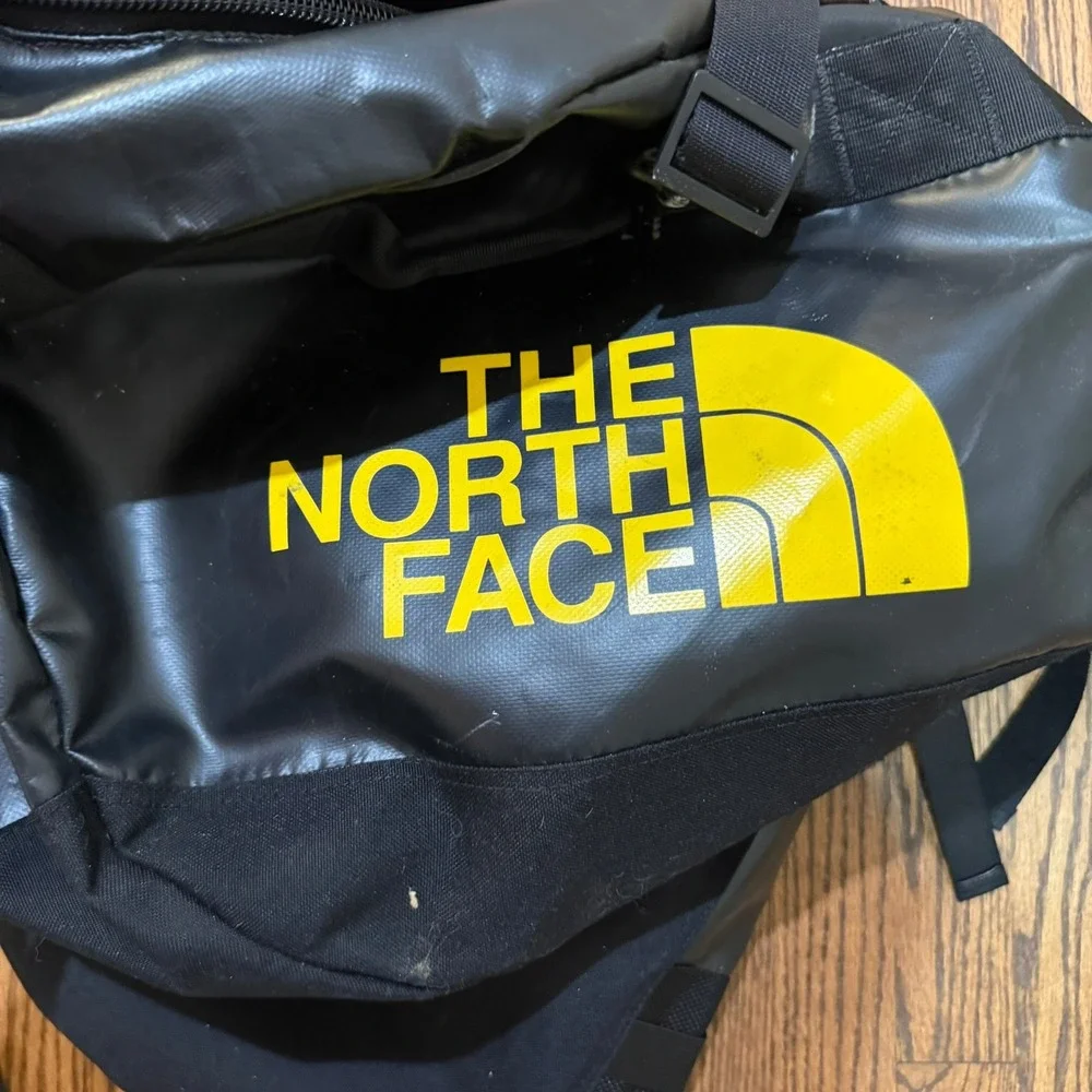 The North Face Base Camp Duffel Bag Large Black Yellow Backpack Straps 95L